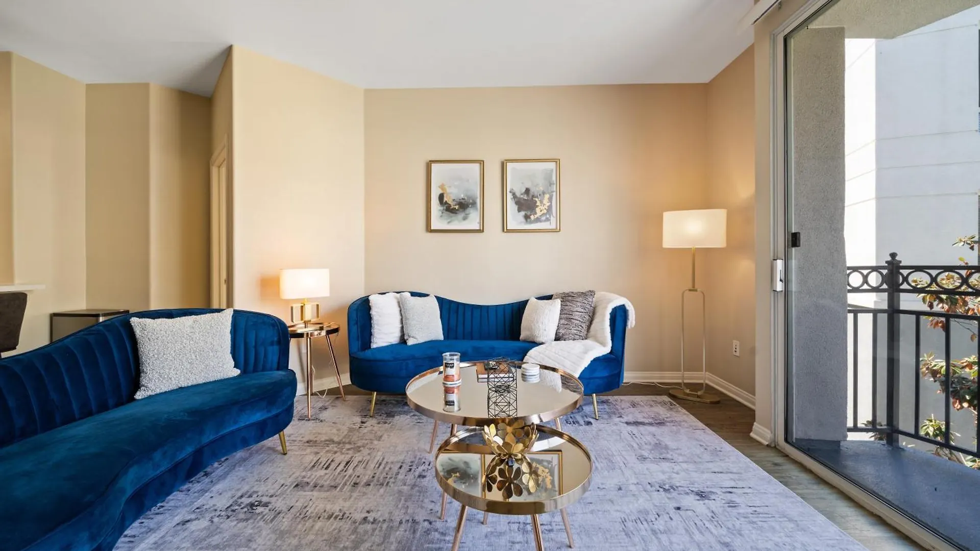 Venice Marina Pool And Spa Luxury Condo contacts